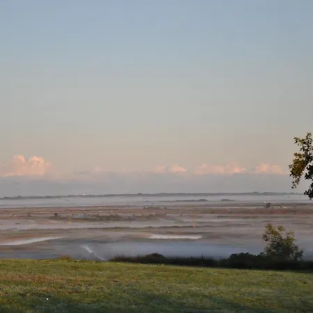 Roulotte Beaulieu Kemping *