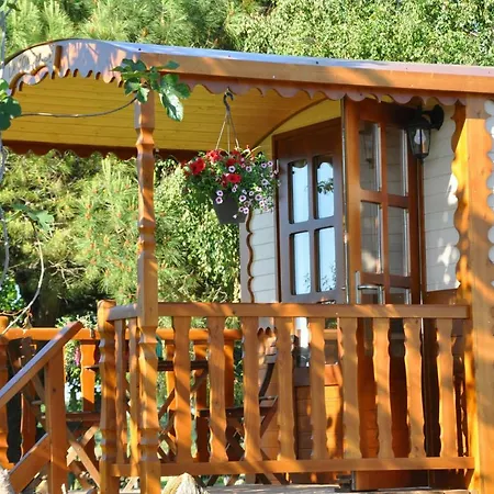 Roulotte Beaulieu Camping *