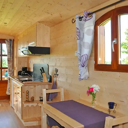 Roulotte Beaulieu Camping *