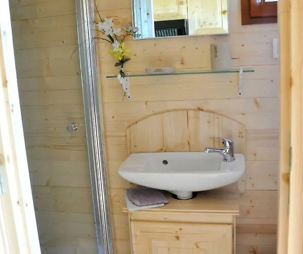 Roulotte Beaulieu Campsite